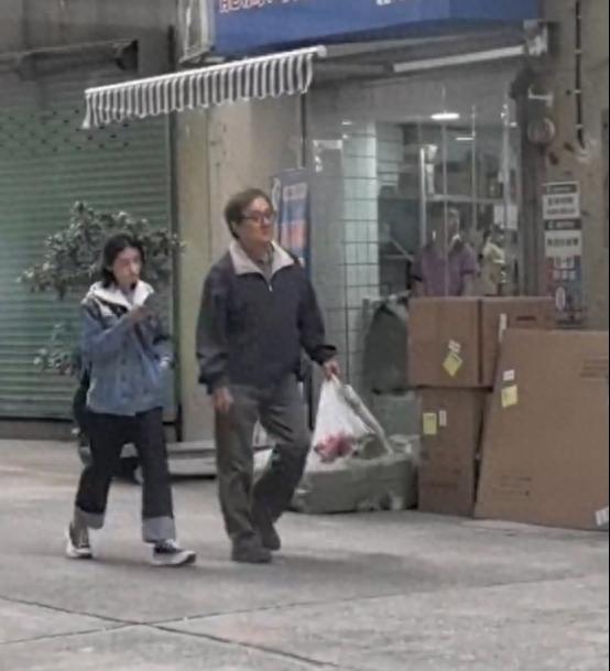 成龙张子枫澳门拍戏现场