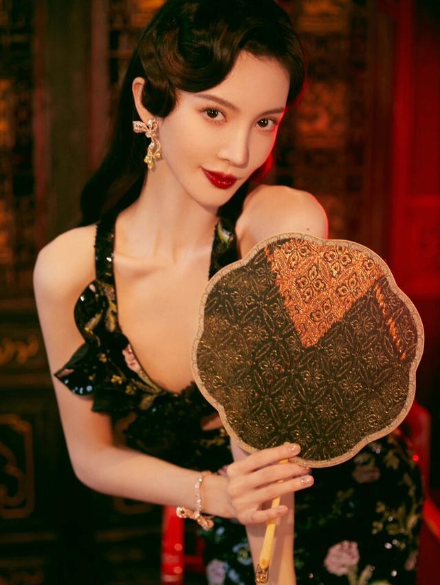 金晨玫瑰写真