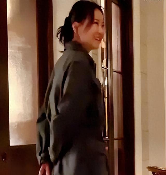 贾玲庆生近照