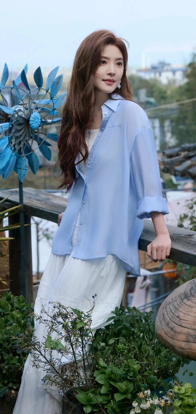 章若楠写真壁纸2